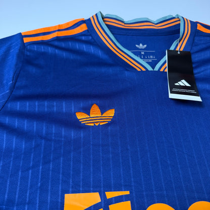 Newcastle - Torcedor III 25-26
